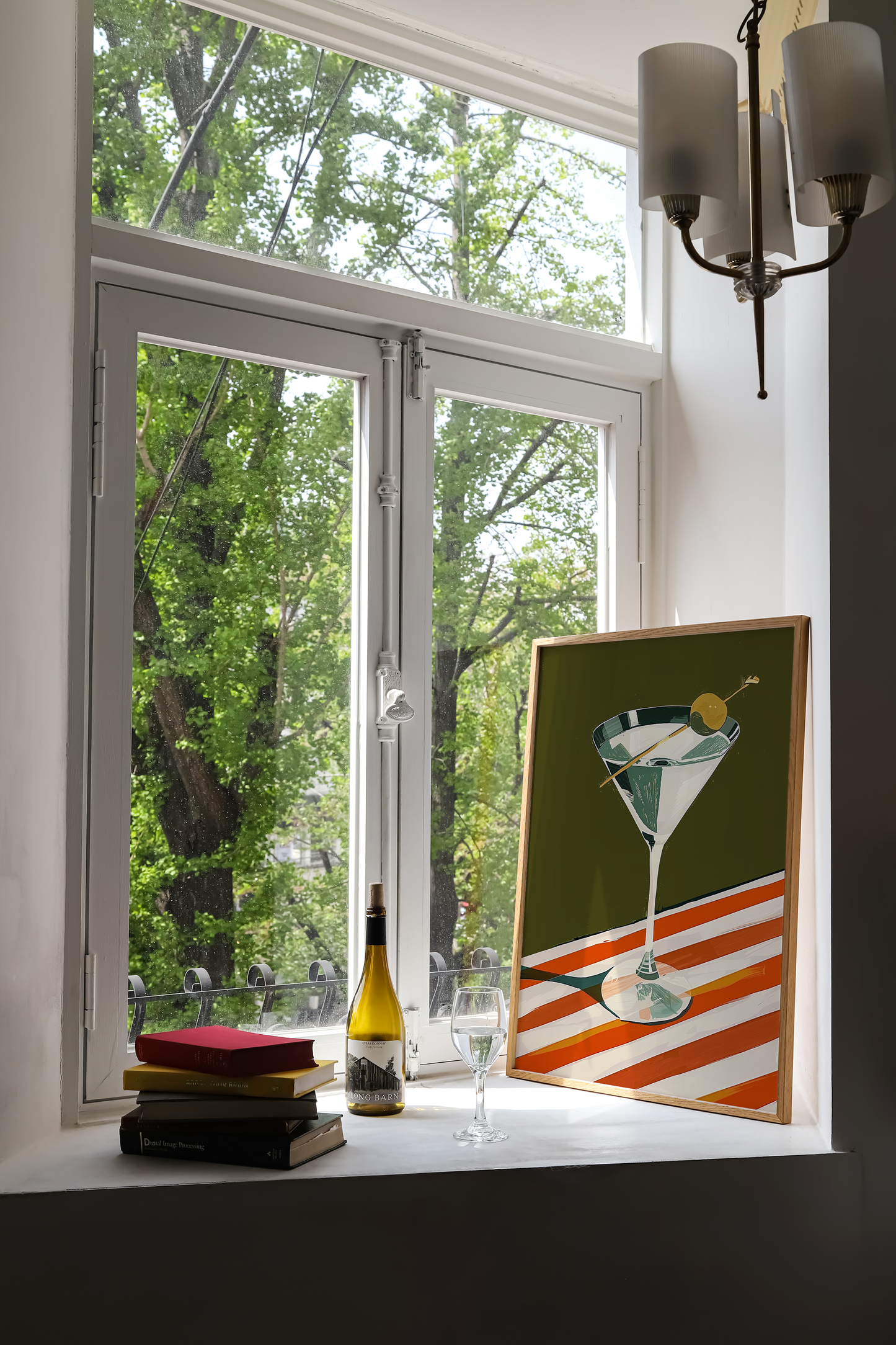 Retro Martini Glass Art Print - Vintage-Inspired Bar Wall Art